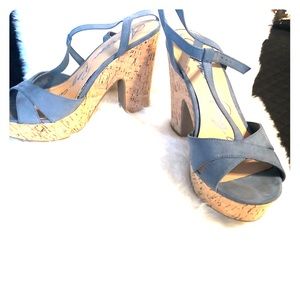 Soft blue cork screw bottom